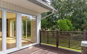 Entire Villa & Garden Between Varberg And Ullared